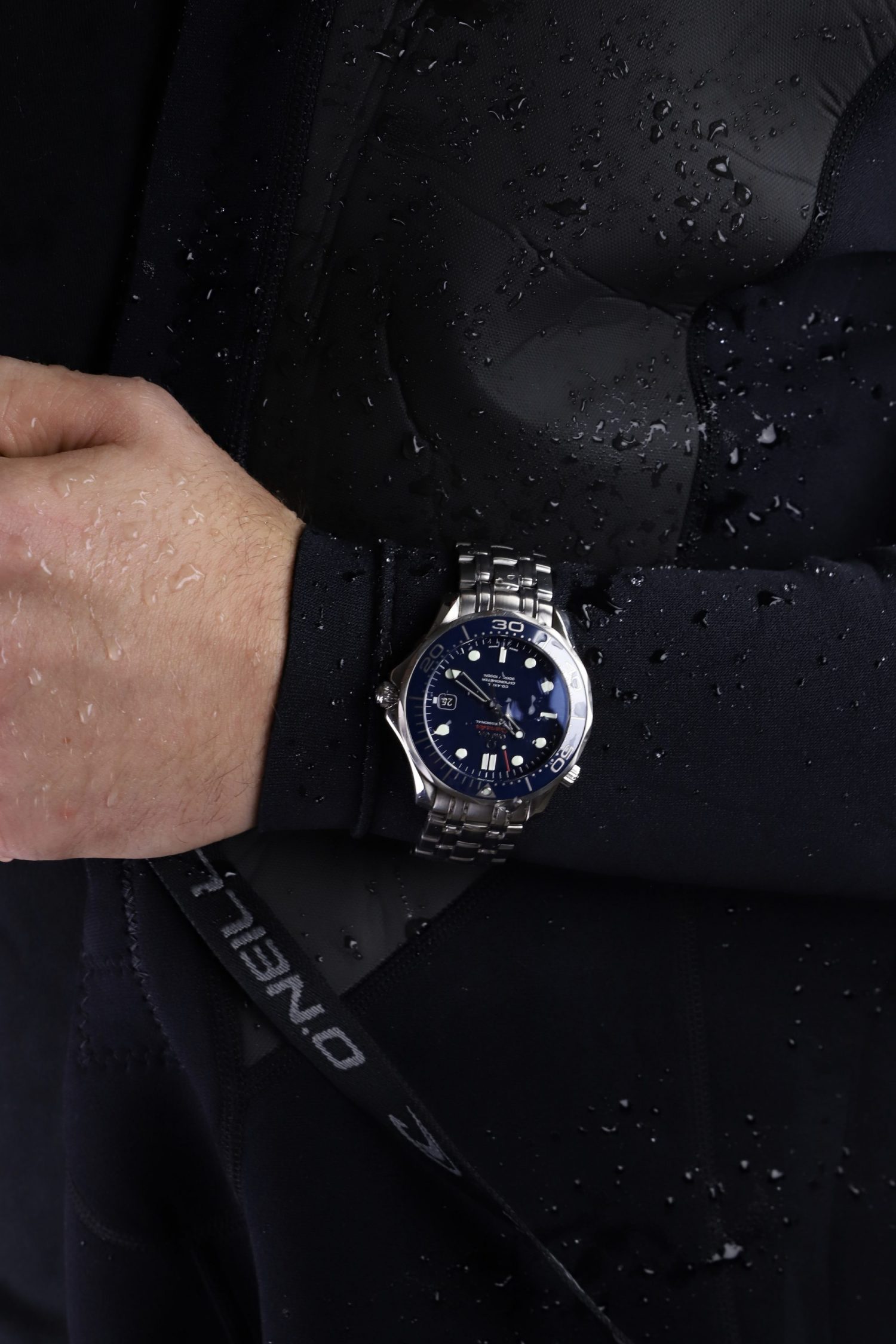 Omega Seamaster Diver 300M ceramic blue