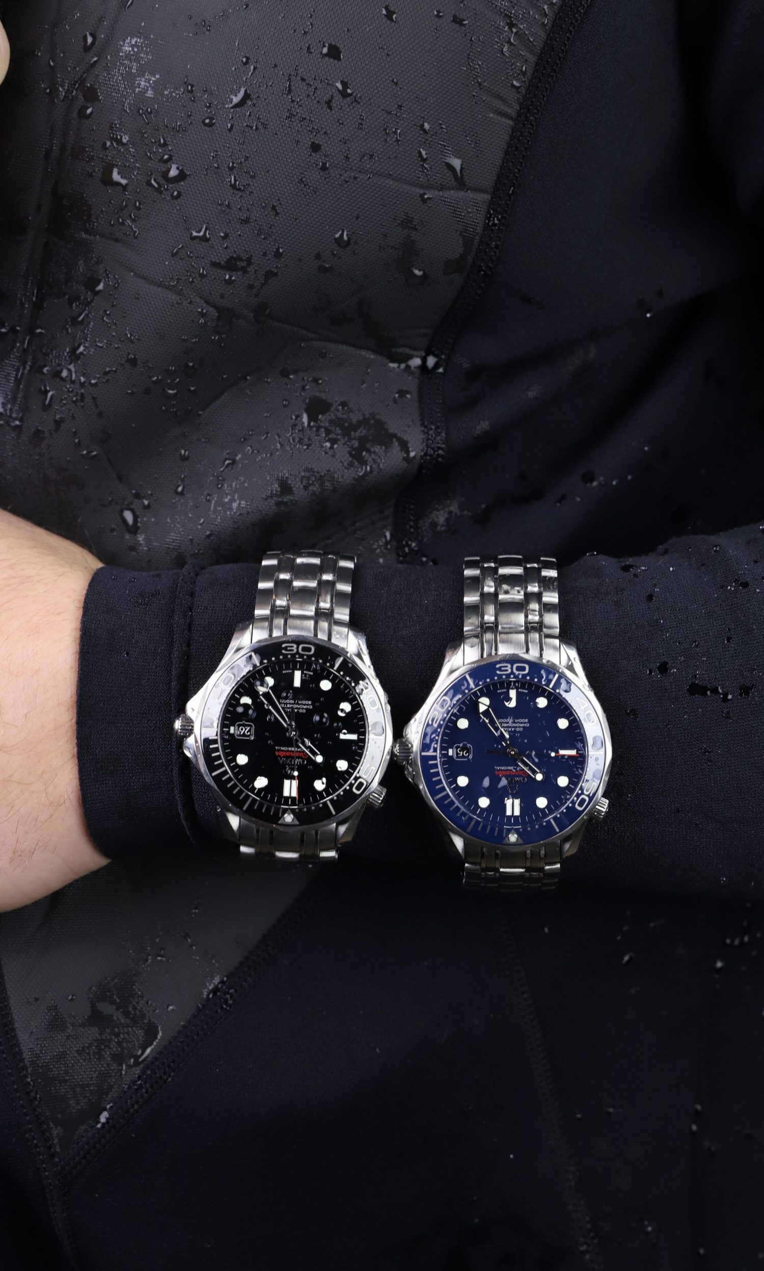 Omega Seamaster Diver 300M ceramic blue vs black