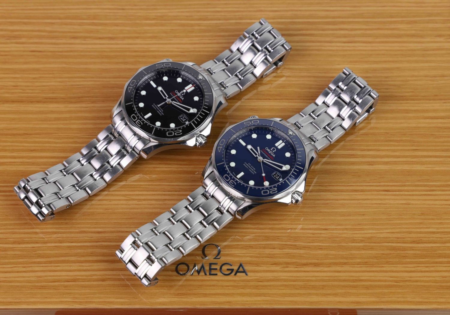 Omega Seamaster diver 300M ceramic black vs blue