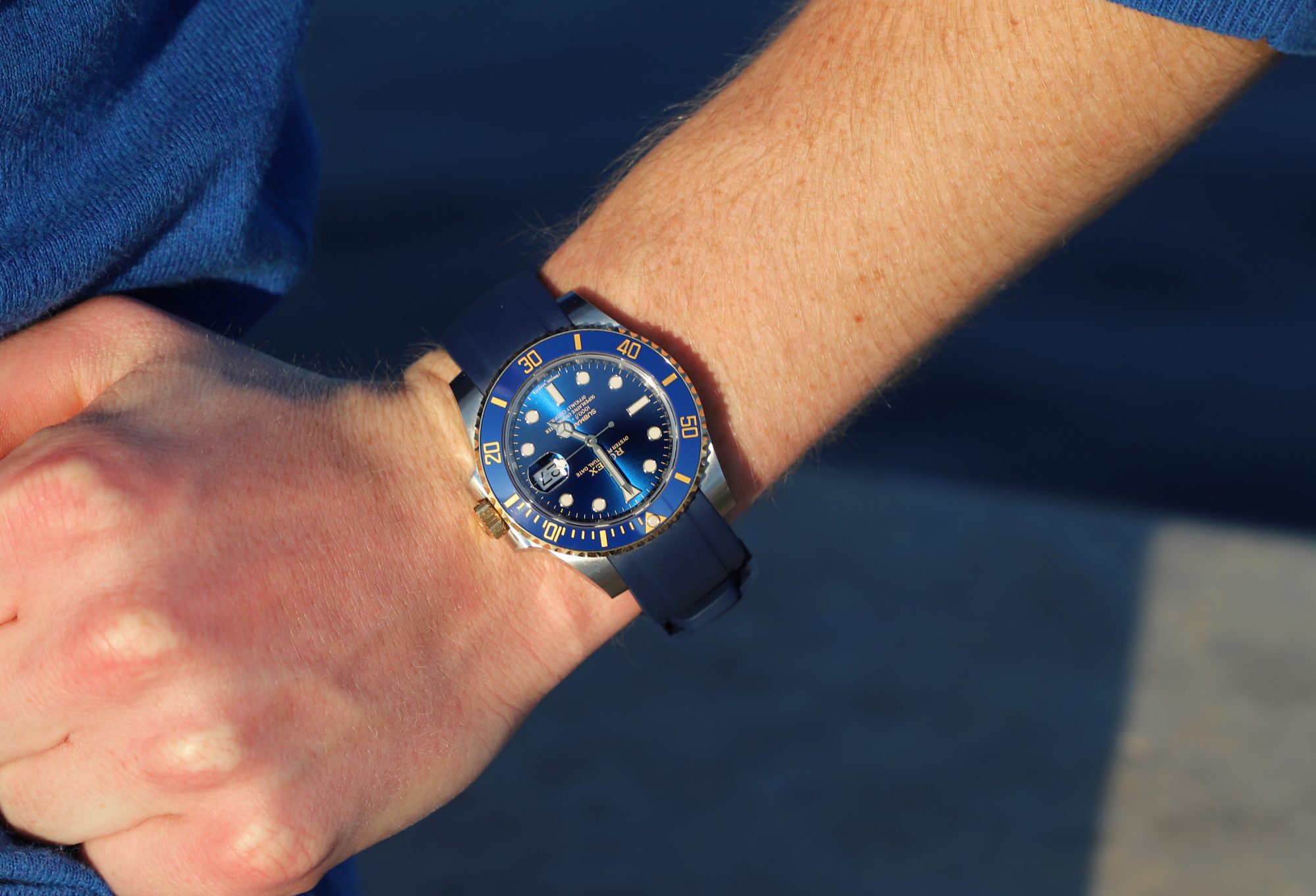 rolex submariner with black rubber strap