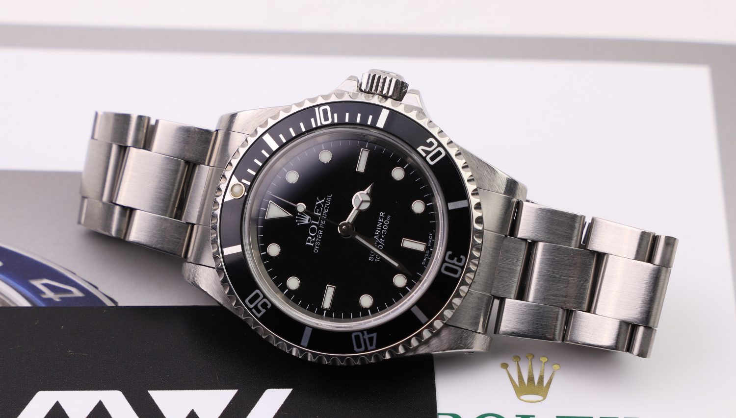 does a real rolex tick