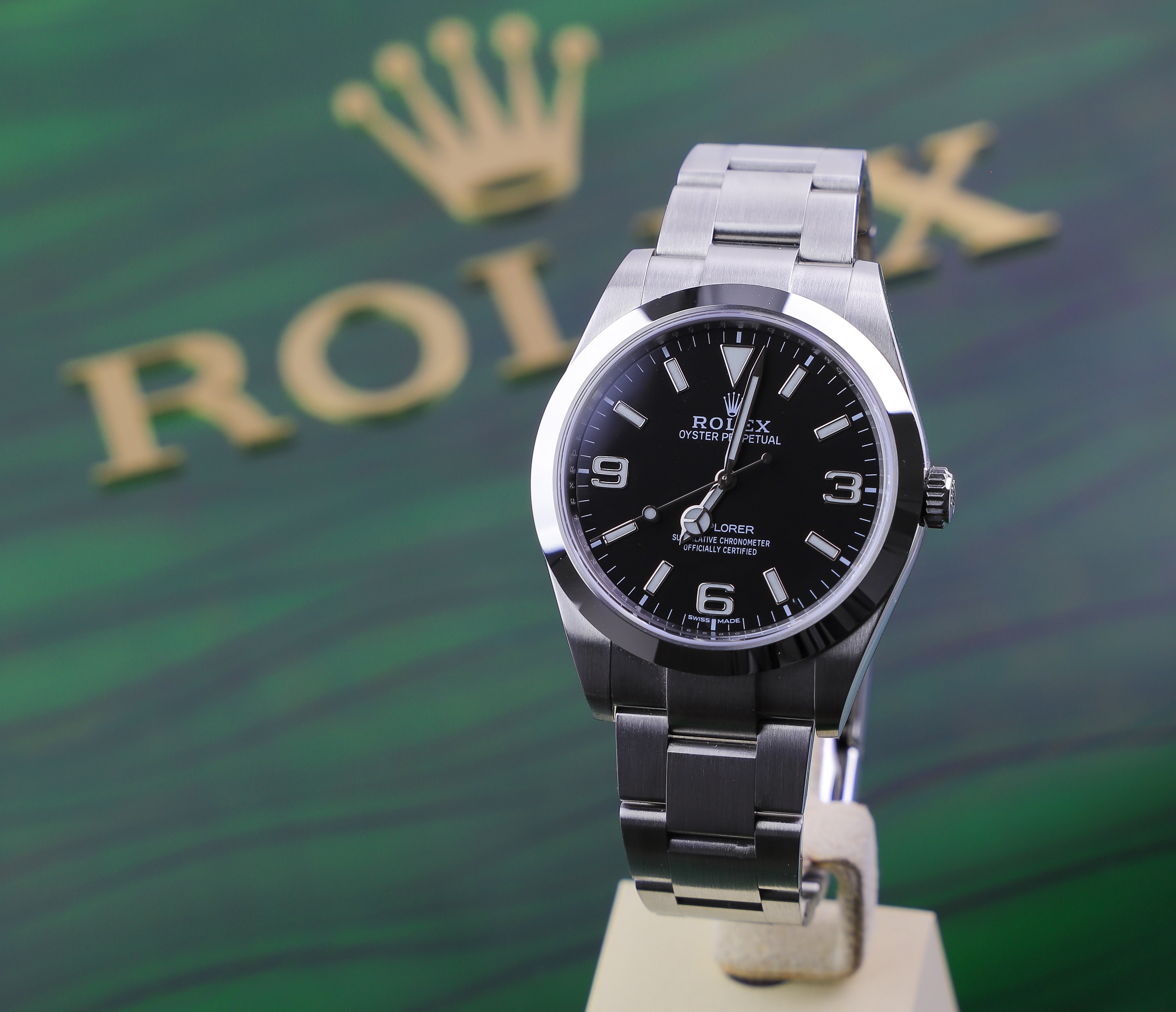 Rolex Explorer 214270