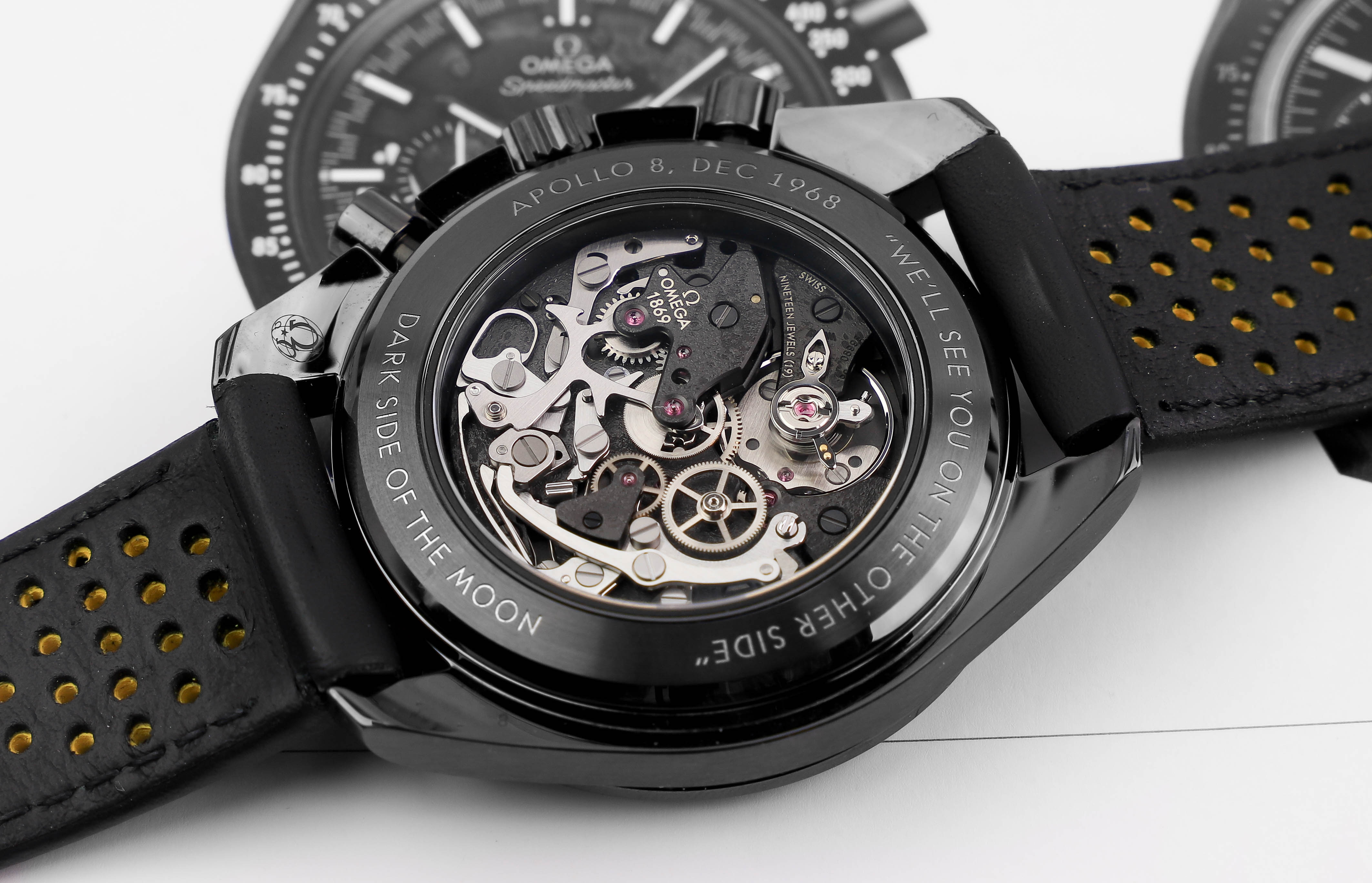 running chronograph continuously speedmaster