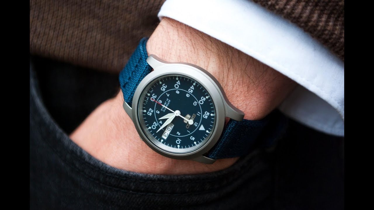 Seiko 5 SNK807 Review - Automatic Watch Review & Complete Guide - Millenary  Watches