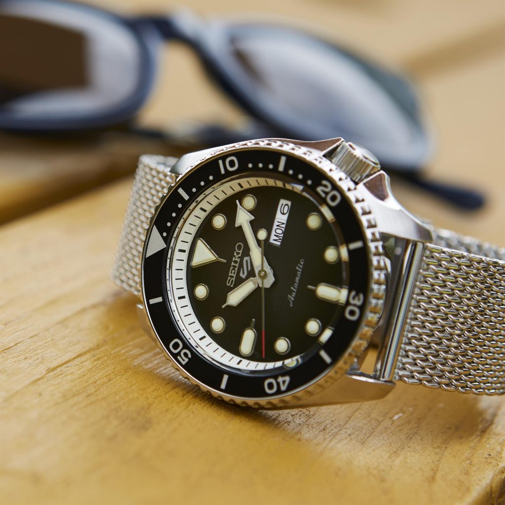 Seiko 5 SRPD73 Review & Complete Guide - Millenary Watches