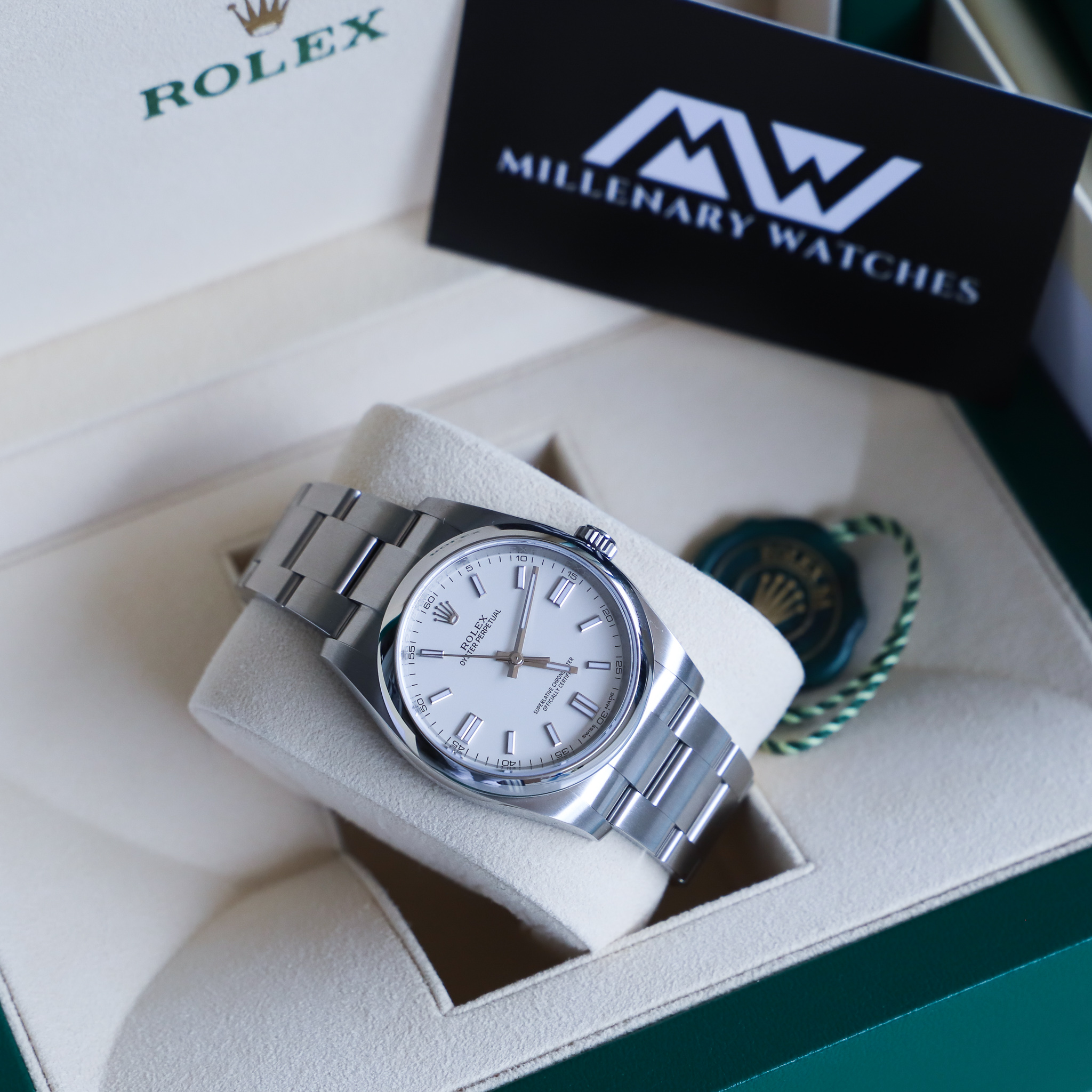 rolex oyster perpetual 36mm white dial