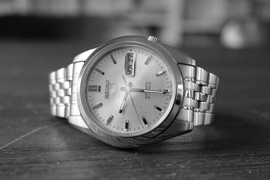 Seiko snk355k1 hot sale