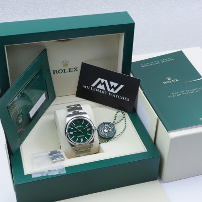 Rolex Oyster Perpetual 41 124300 Green Dial 2020