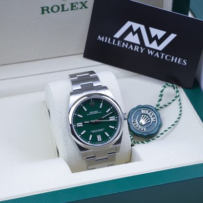 Rolex Oyster Perpetual 41 124300 Green Dial 2020