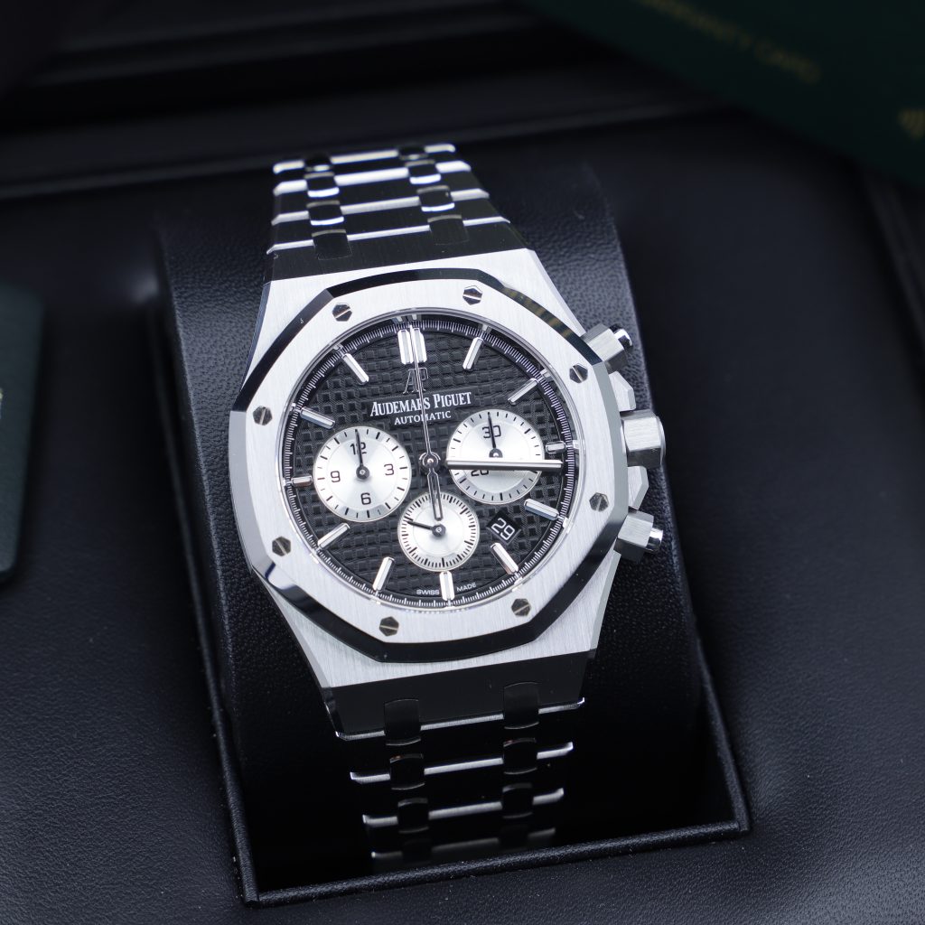rolex submariner resale value