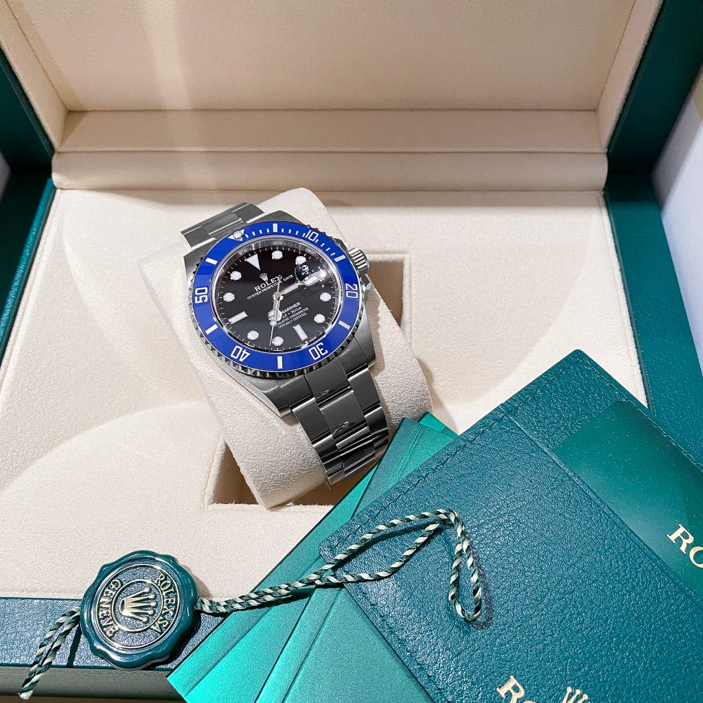 Rolex Submariner Date White Gold 126619LB Blueberry 2020 - Millenary ...