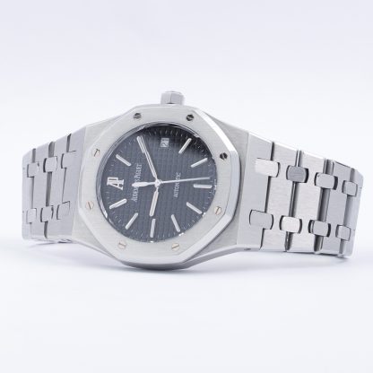 Audemars Piguet Royal Oak 39mm 15300ST Black Dial