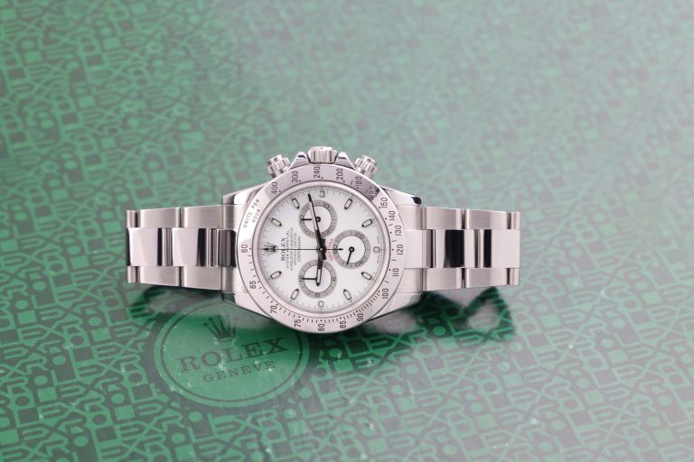 Is Chlorine bad for Rolex Watches? What you Should Know Millenary Watches