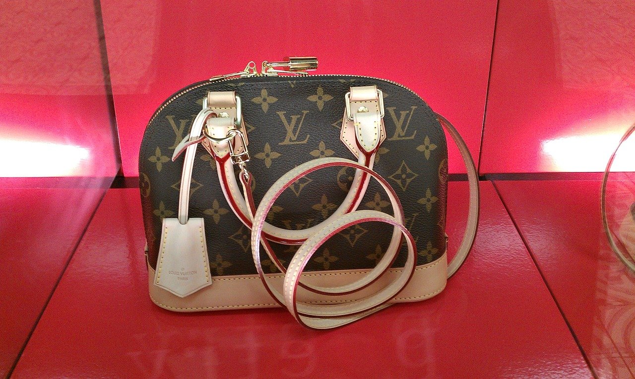 5 Fun Facts About Louis Vuitton Alma BB Bag That Will Entice You!