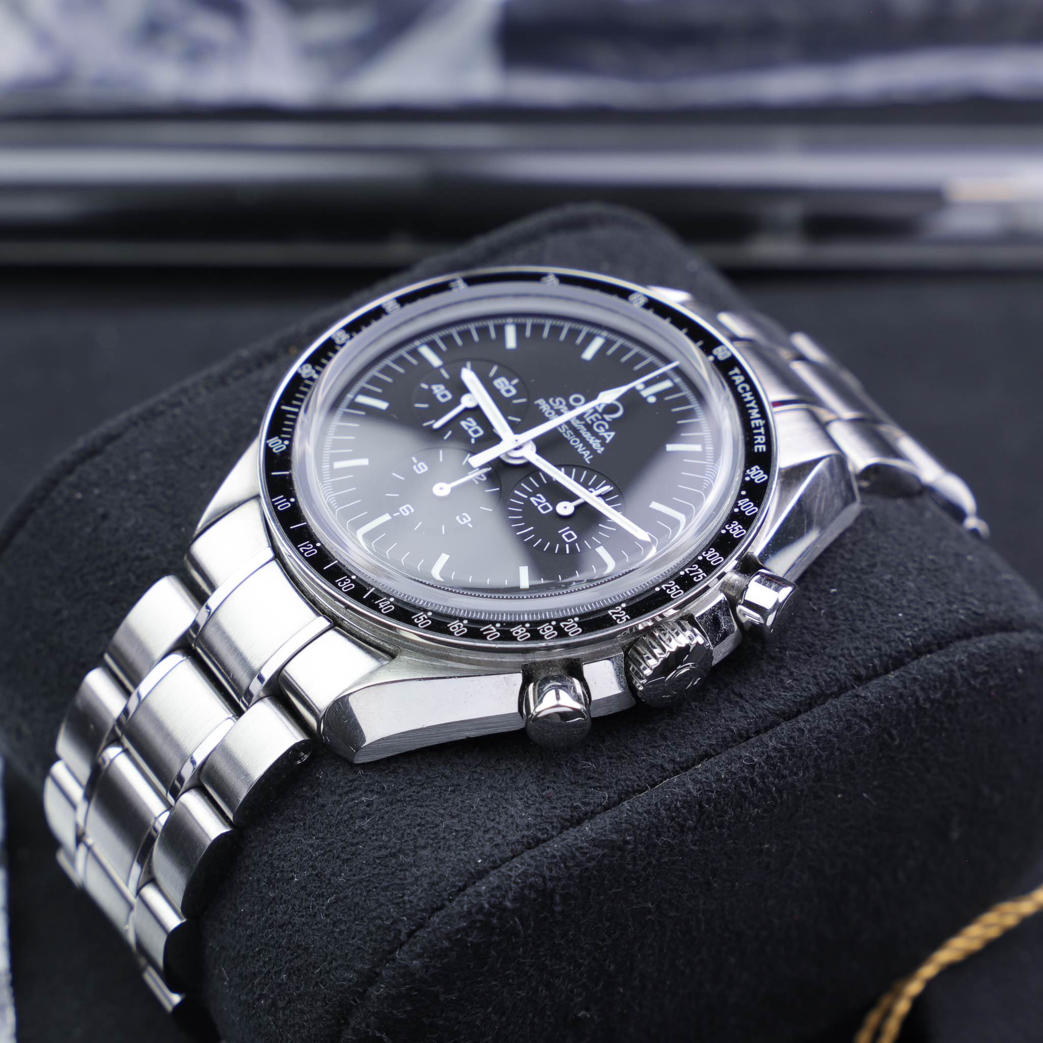 Omega speedmaster outlet professional 2019