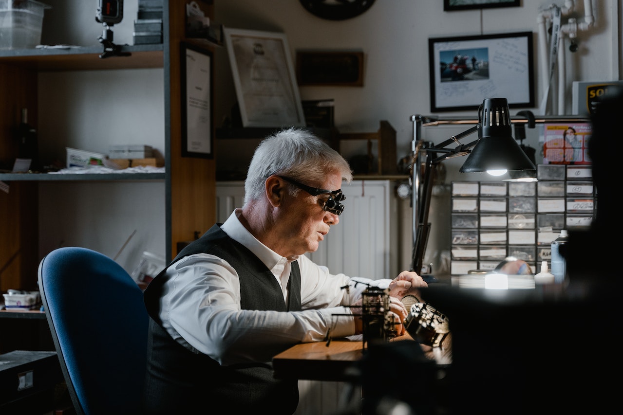 Becoming shop a watchmaker